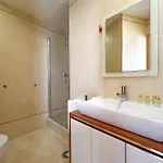 Luxury 4-suite Villa, Pool, Jacuzzi, Games 别墅