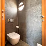 Luxury 4-suite Villa, Pool, Jacuzzi, Games 别墅