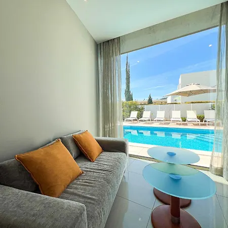 Вилла Luxury Villa, Private Heated Pool, Jacuzzi, Hammam *