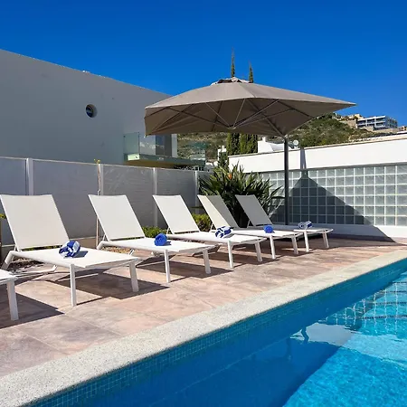 Вилла Luxury Villa, Private Heated Pool, Jacuzzi, Hammam